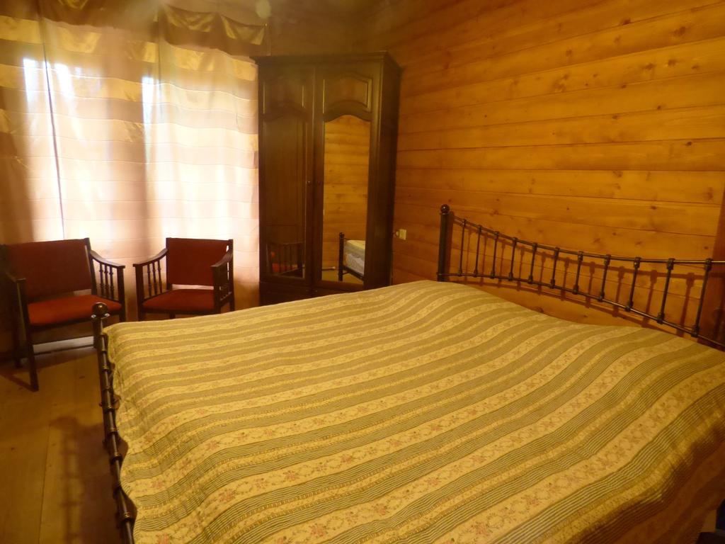 Hotel Hatsvali メスティア 部屋 写真