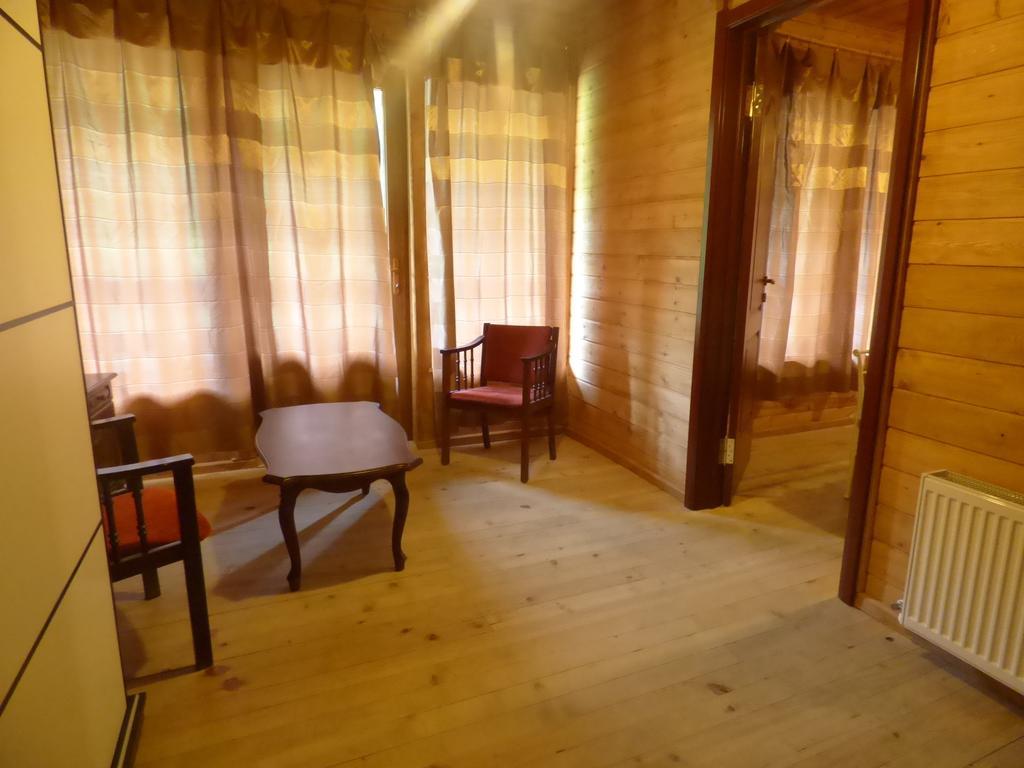 Hotel Hatsvali メスティア 部屋 写真