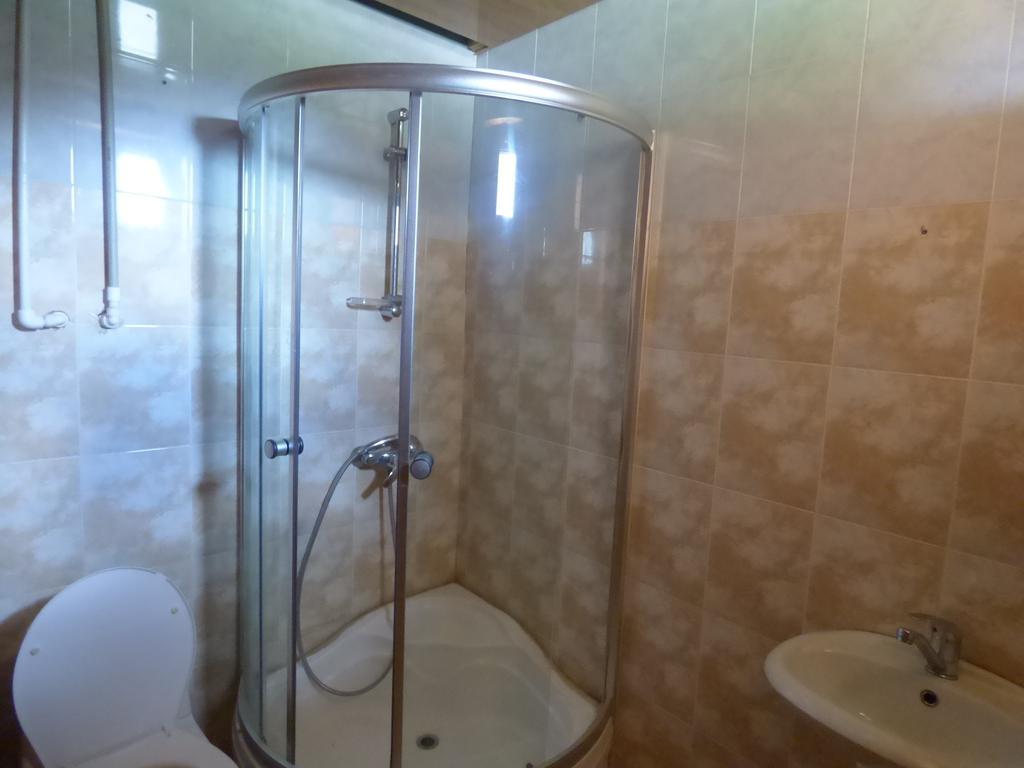 Hotel Hatsvali メスティア 部屋 写真